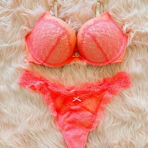 Victoria's Secret Coral Lace Push Up Bra Set